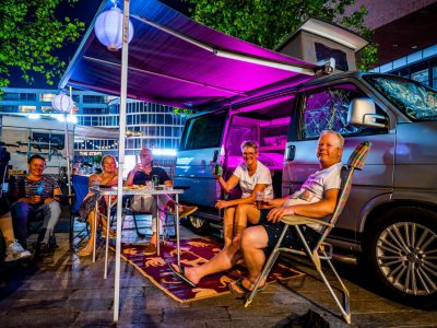 Camperen op het plein Van heek 2022-55