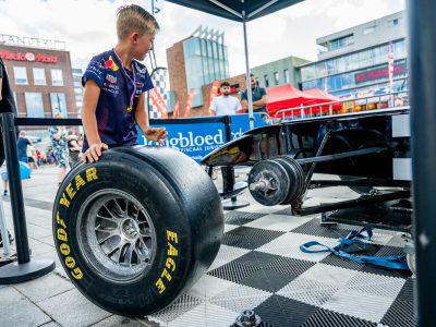 Zondags markt Racing Day Enschede 2024-62