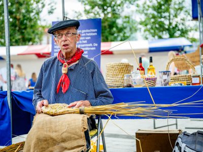 Zondagsmarkt Oude Ambachten Markt 2024-11