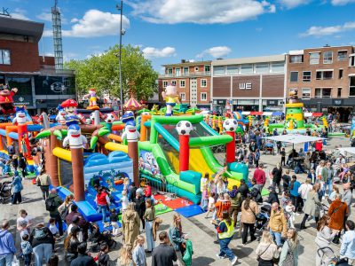 Zondagsmarkt Bevrijdingsdag 2025-12