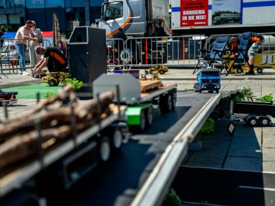 Zondagsmarkt Modelbouwshow De Vrije Truckers 2025-11