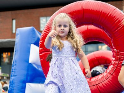 Zondagmarkt Grootste springkussen ter wereld en waterfestijn 2025-40