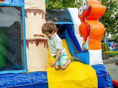 Zondagmarkt Grootste springkussen ter wereld en waterfestijn 2025-49