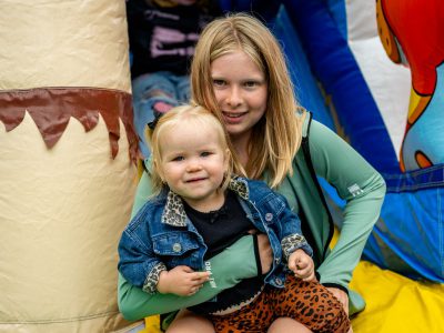 Zondagmarkt Grootste springkussen ter wereld en waterfestijn 2025-51