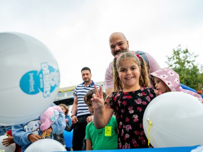 Zondagmarkt Grootste springkussen ter wereld en waterfestijn 2025-57