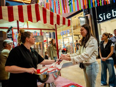 Zondagsmarkt 2 Dolle Dagen Festival Kalanderij 2025-31