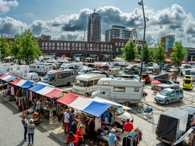 Zondagsmarkt Camperplek op het Plein 2025-123