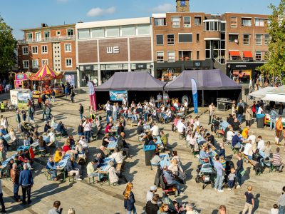 Zondagsmarkt Tolle Woche – Oktoberfest 2025-32