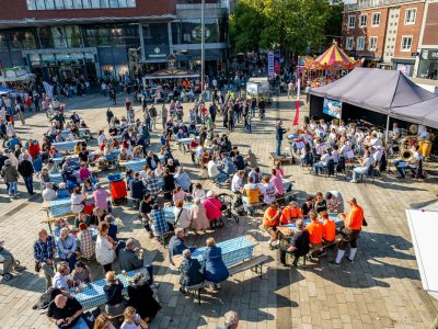 Zondagsmarkt Tolle Woche – Oktoberfest 2025-50