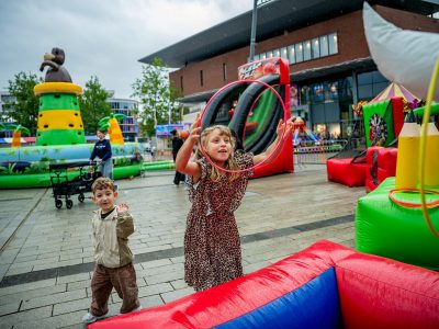 Buitenspeeldag op het G.J. Van Heekplein 2026-32
