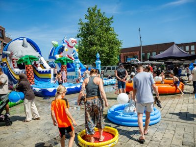 Zondagmarkt Springkussen festijn-10