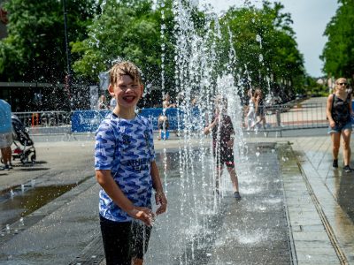 Zondagmarkt Springkussen festijn-11