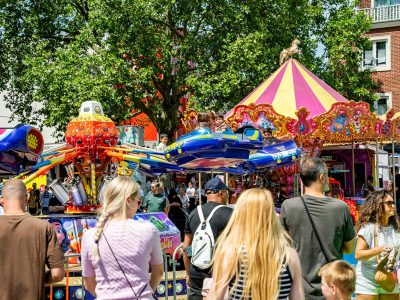 Zondagmarkt Springkussen festijn-13