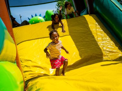 Zondagmarkt Springkussen festijn-23
