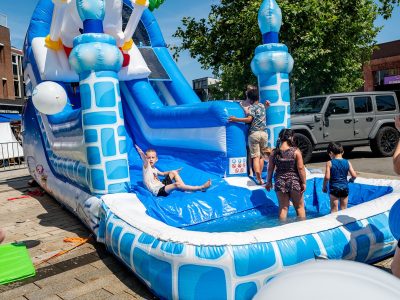 Zondagmarkt Springkussen festijn-9