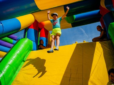 Springkussenfestival op het Van Heekplein 2026-29