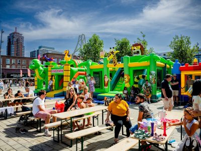 Springkussenfestival op het Van Heekplein 2026-30